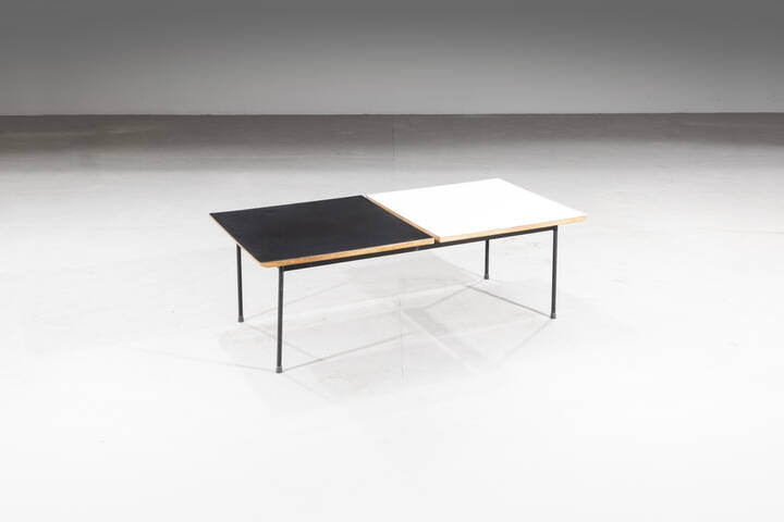 CHARLOTTE PERRIAND, nello stile di - Tavolino