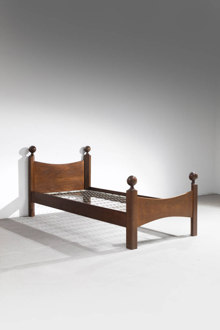 LUIGI CACCIA DOMINIONI - Letto mod. Chesa Larisa