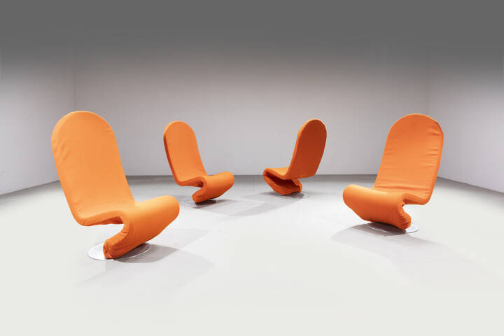 VERNER PANTON - Quattro sedie mod. System 1-2-3