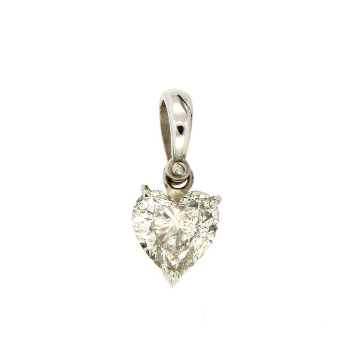 CIONDOLO - Ciondolo in oro bianco con diamante taglio a cuore di ct 0,80 ca<br>