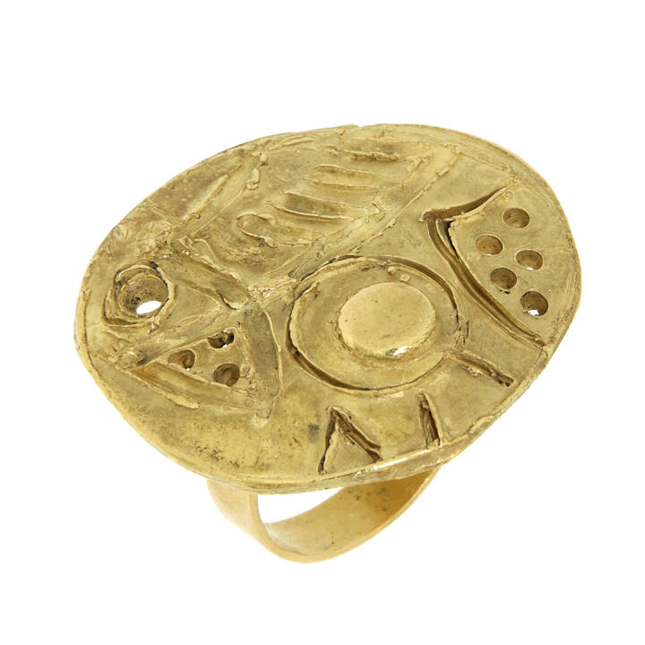 UMBERTO MASTROIANNI - Anello in oro giallo, firmato 'Mastroianni', sommità tonda lavorata con motivi astratti. Pezzo unico