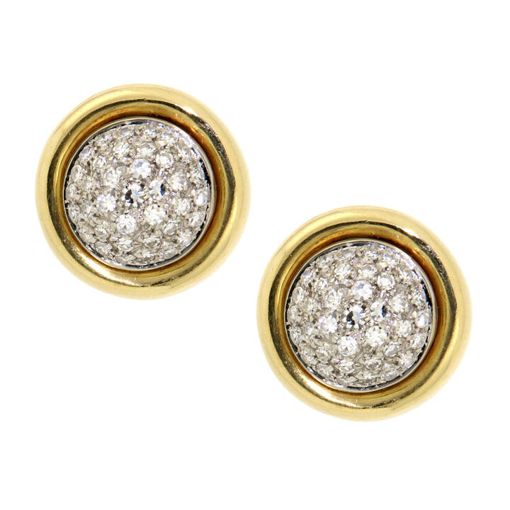 COPPIA DI ORECCHINI - Coppia di orecchini in oro giallo e bianco, di forma tonda con pavè di diamanti taglio 8/8 per complessivi ct 1, 20 ca<br>Peso g 13,7