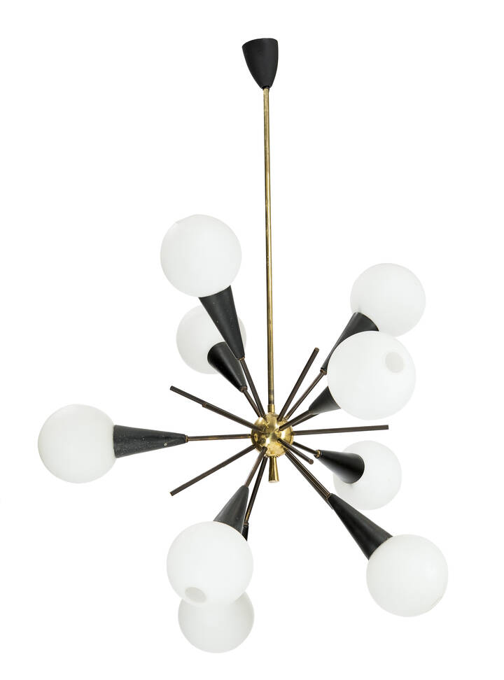 STILNOVO - Lampada a sospensione in ottone, metallo verniciato e vetro satinato.