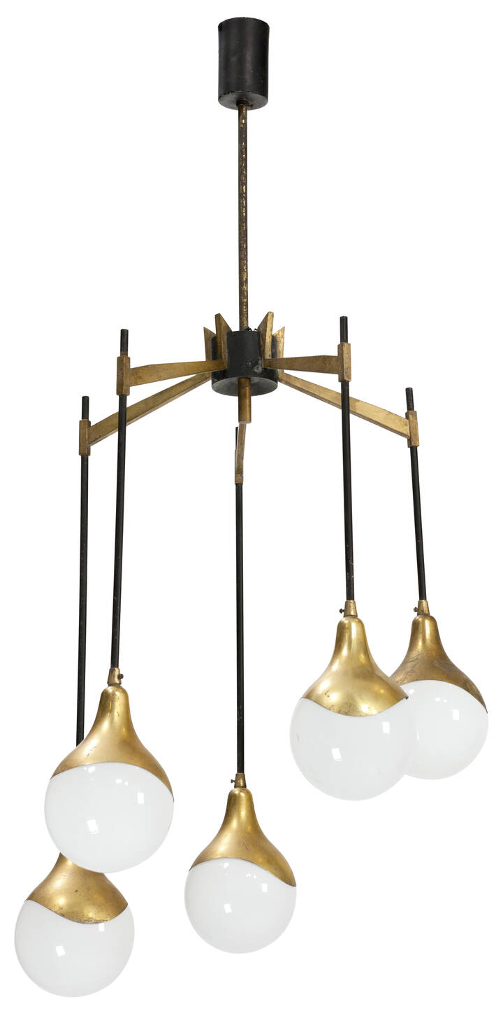 STILNOVO - Lampada a sospensione con struttura in metallo laccato, diffusori in vetro satinato e ottone.