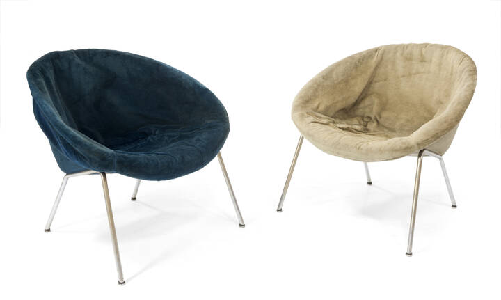 ROLF GRUNOW - Mod. 369<br>Coppia di poltroncine con struttura in tubolare d'acciaio cromato e imbottitura in velluto