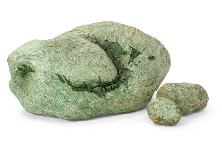 PIERO GILARDI - Scoglio interattivo<br>Composizione di tre elementi in poliuretano espanso verniciato con lattice di gomma, firmati e datati '94.