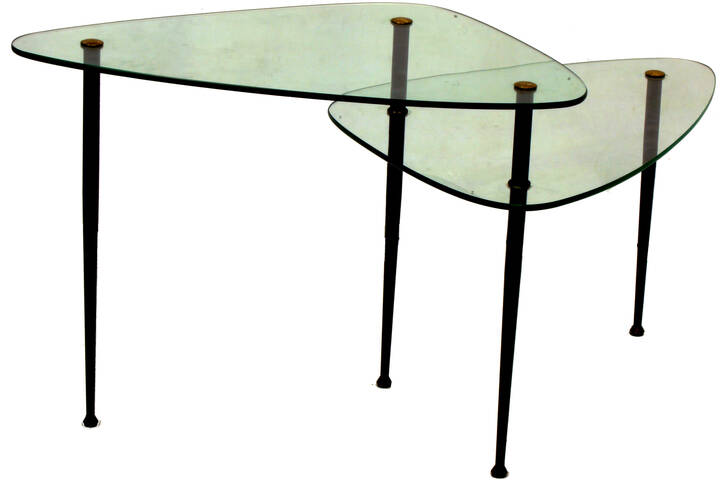 EDOARDO PAOLI - Arlecchino<br>Tavolino per vitrex in acciaio smaltato, ottone e cristallo temperato.