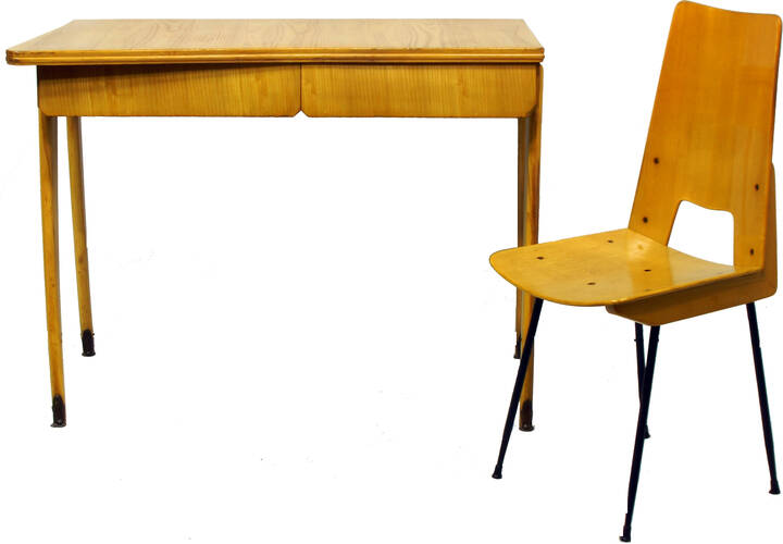 PRODUZIONE ITALIANA - Scrivania con sedia in legno di noce chiaro e metallo laccato