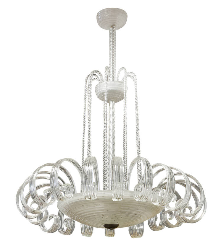 BAROVIER & TOSO - Grande lampadario con coppa e elementi in vetro pulegoso.