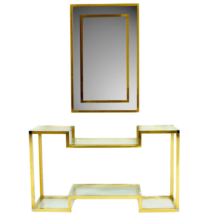 PRODUZIONE ITALIANA - Console con struttura in ottone lucido e piani in vetro trasparente. 