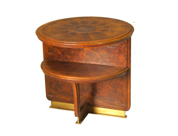 ERCOLE MERLOTTI TORINO - Coppia di tavolini in radica e ottone.