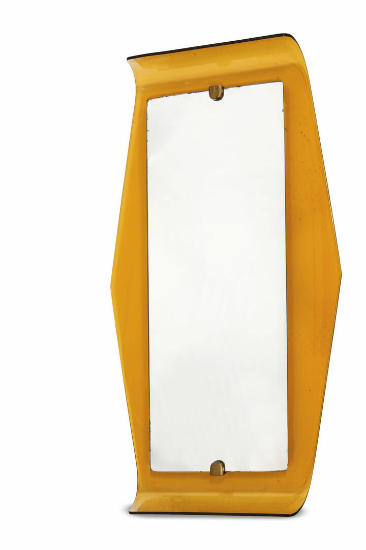 FONTANA ARTE - Specchiera in cristallo curvato e molato, ottone lucido e cristallo specchiato.