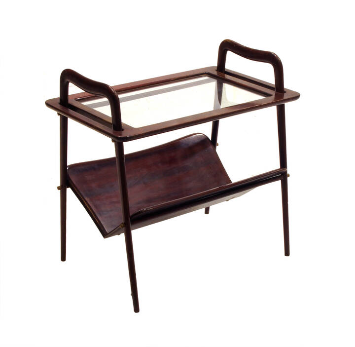 ICO PARISI - Tavolino portariviste in legno e vetro.