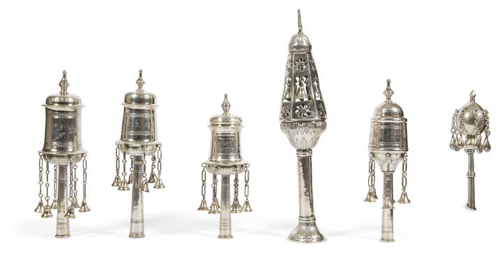 SEI RIMONIM IN ARGENTO - Parte di un Sefer<br>