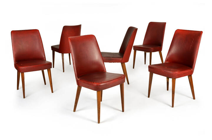 MELCHIORRE BEGA - Sei sedie in legno di faggio con rivestimento <br>