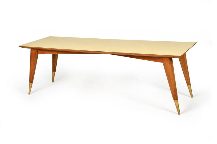 PONTI GIO, attribuito - Tavolo basso in legno con piano in laminato,