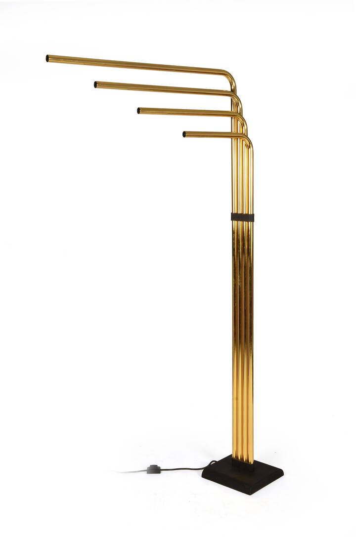 REGGIANI - Lampada da terra con base in fusione metallica con 