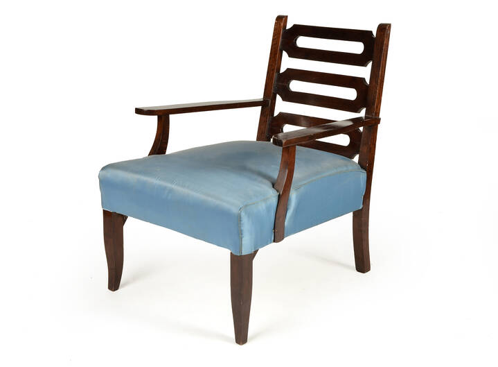 EMILIO LANCIA - Poltrona in legno di mogano con seduta imbottita 