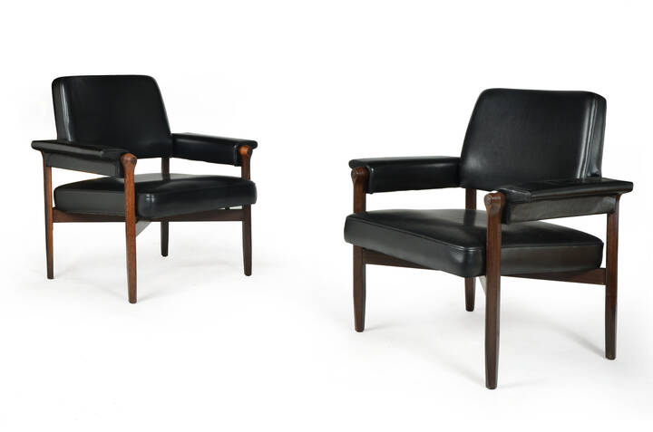 GIANNI MOSCATELLI - Coppia di poltrone con struttura in legno