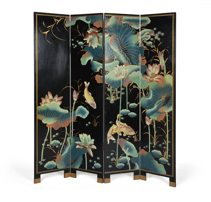 PRODUZIONE ITALIANA - Separé in legno laccato e decorato a motivi