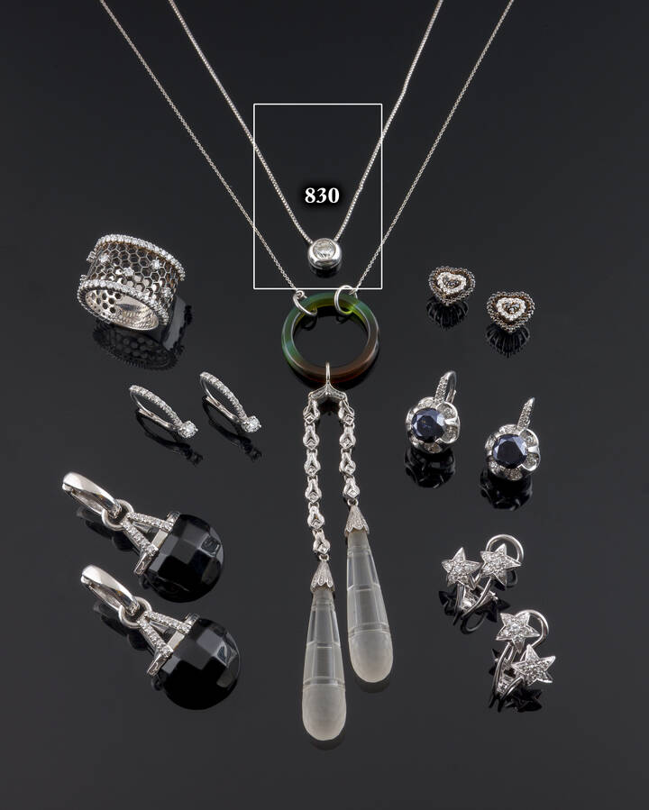 PUNTO LUCE - in oro bianco con un diamante taglio brillante di ct 0,50 ca