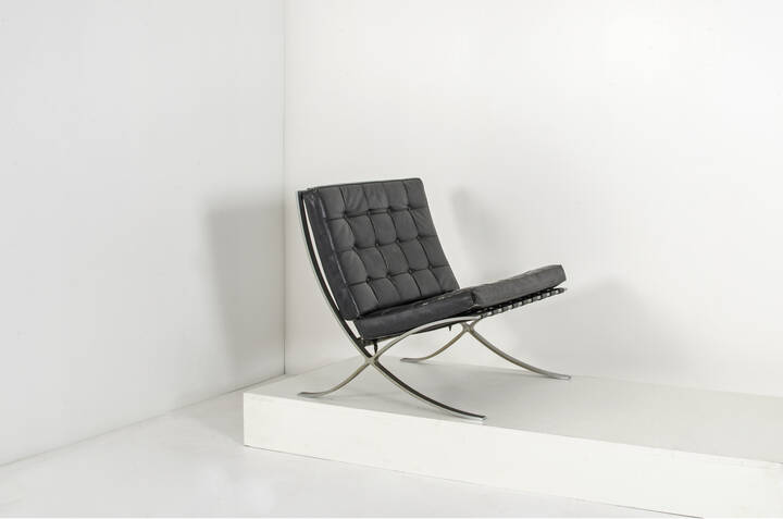 LUDWIG MIES VAN DER ROHE - MR 90 Barcelona<br>