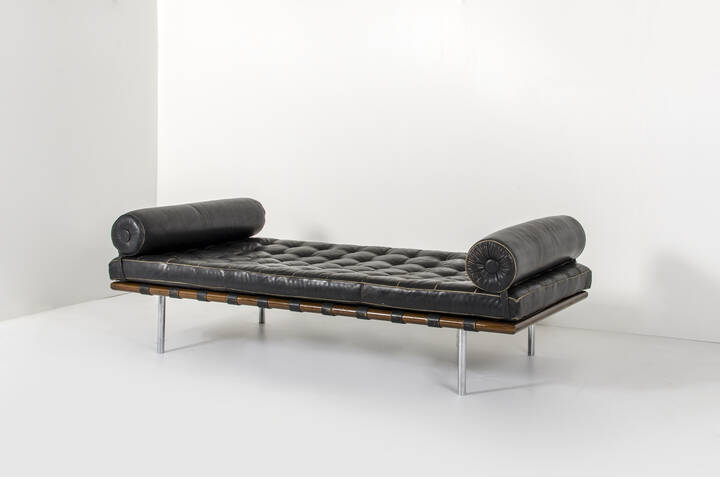 LUDWIG MIES VAN DER ROHE - Day bed mod. Barcelona 