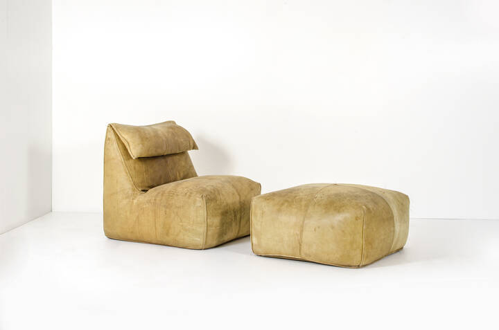 MARIO BELLINI - Poltrona con pouff mod. Le Bambole