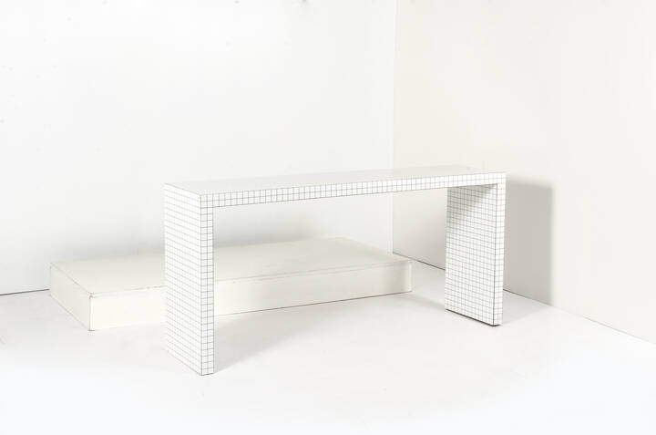 SUPERSTUDIO - Console serie Quaderna