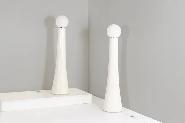 ANNIG SARIAN - Coppia di lampade da terra mod. 4059 