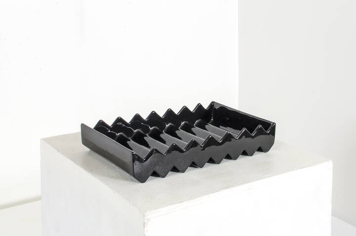 ETTORE SOTTSASS - Portaoggetti della serie Yantra