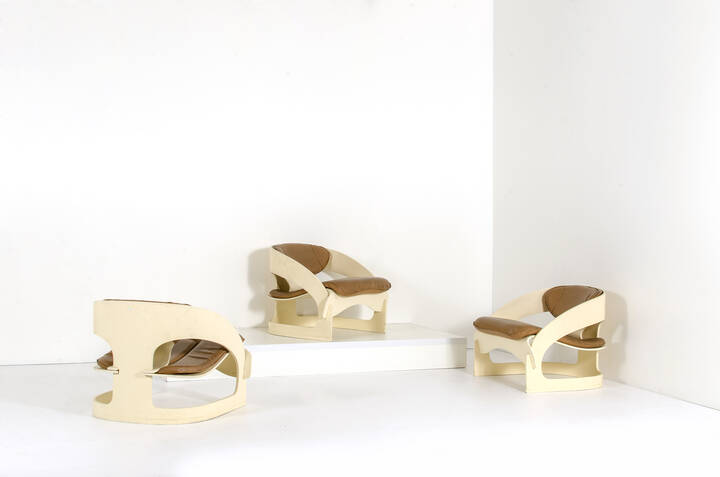 JOE COLOMBO - Tre poltrone mod. 4811