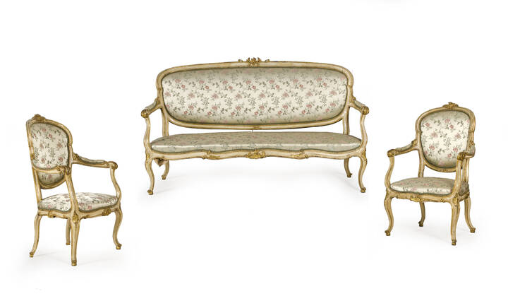 DIVANO E DUE POLTRONE - Divano e due poltrone lacca e oro, Luigi XV, Piemonte