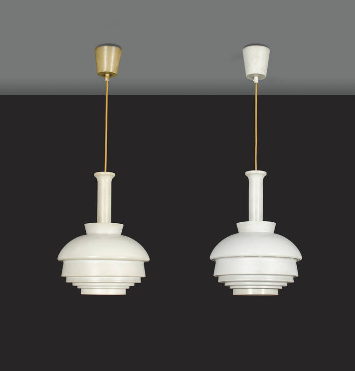 ALVAR AALTO - Coppia di lampadari mod. A335B