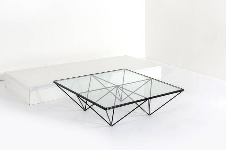 PRODUZIONE ITALIANA - Tavolino 