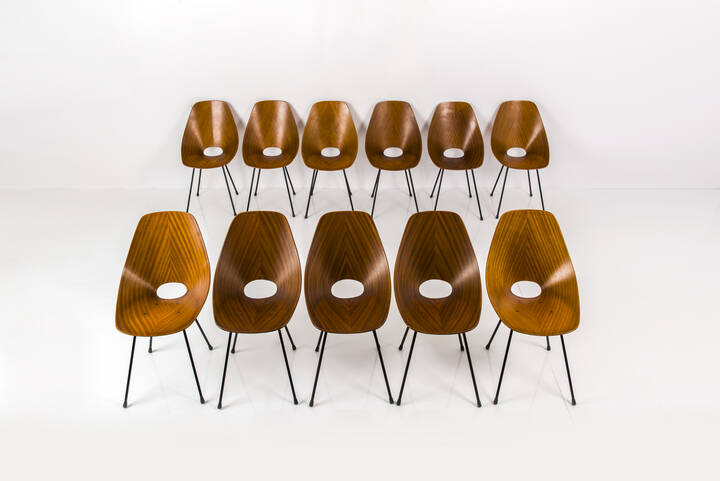 VITTORIO NOBILI - Undici sedie mod. Medea