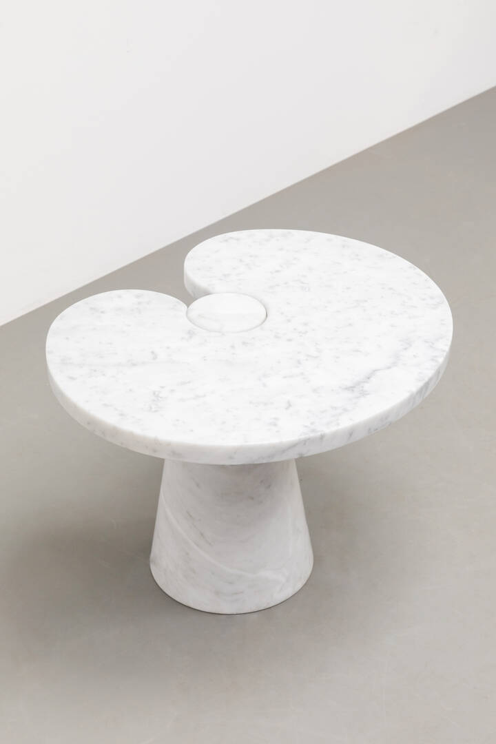 ANGELO MANGIAROTTI - Tavolino mod. Eros