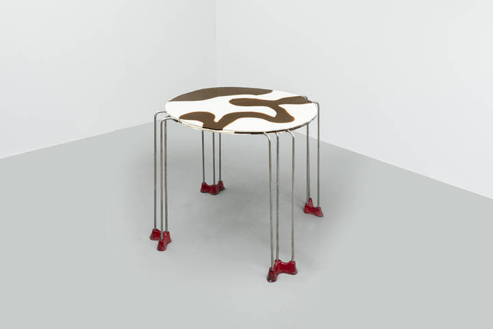 GAETANO PESCE - Tavolo della serie Triple Play