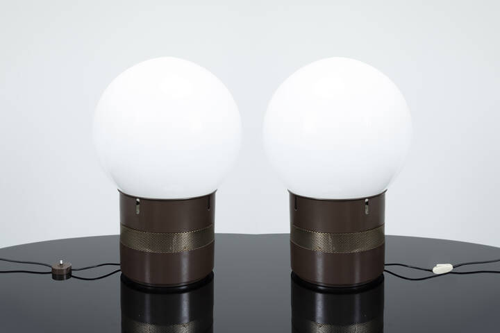 GAE AULENTI - Coppia di lampade mod. Mezzo Oracolo