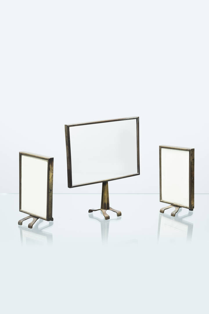 PRODUZIONE ITALIANA - Specchio e due portafotografie 