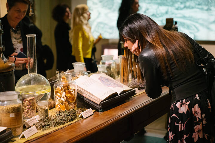 YOUR EVENT GROUP SRL - MÚSES- Accademia Europea delle Essenze.<br>Esperienza sensoriale esclusiva al Múses Accademia Europea delle Essenze valida per due persone (data da concordare con il Museo)