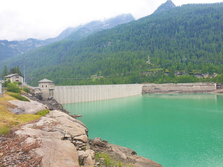 IREN - Visita guidata agli impianti idroelettrici della Valle Orco per due persone