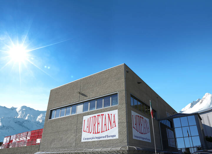 LAURETANA - Visita presso lo stabilimento Lauretana per due persone