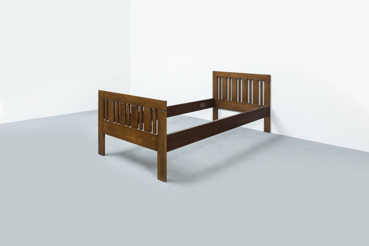 ETTORE SOTTSASS - Letto mod. Califfo