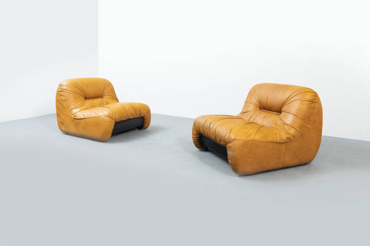 CLAUDIO VAGNONI - Coppia di poltrone mod. Malù