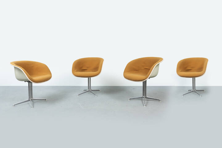 CHARLES EAMES - Quattro poltroncine mod. La Fonda