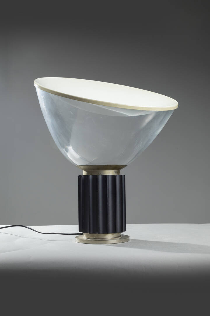 ACHILLE E PIER GIACOMO CASTIGLIONI - Lampada mod. Taccia
