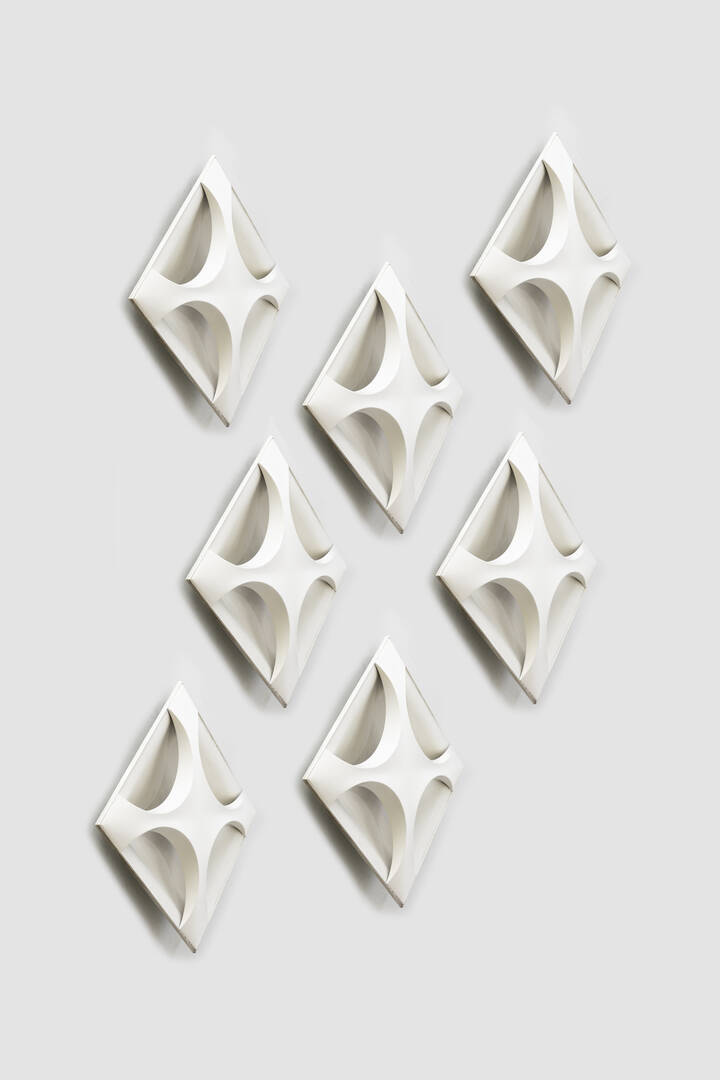  DIETER WITTE, ROLF KRUGER - Sette lampade da parete mod. Oyster