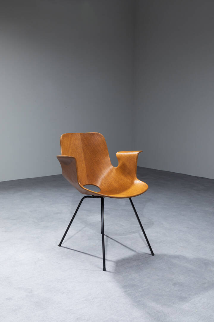 VITTORIO NOBILI - Sedia mod. Medea con braccioli