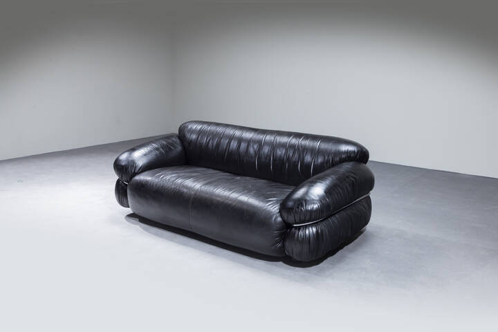 GIANFRANCO FRATTINI - Divano mod. 595 Sesann<br>